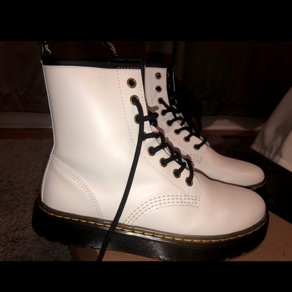 Dr Martens White Combat Boots Women’s 7 - Picture 5 of 9